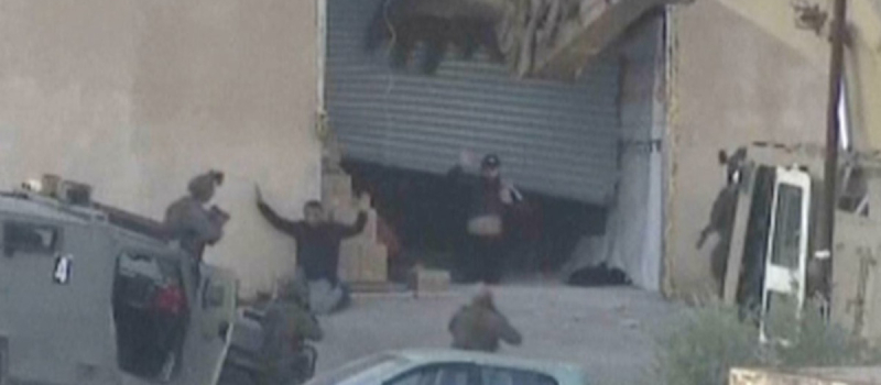 asesinato-de-dos-palestinos-con-manos-en-alto-en-cisjordania